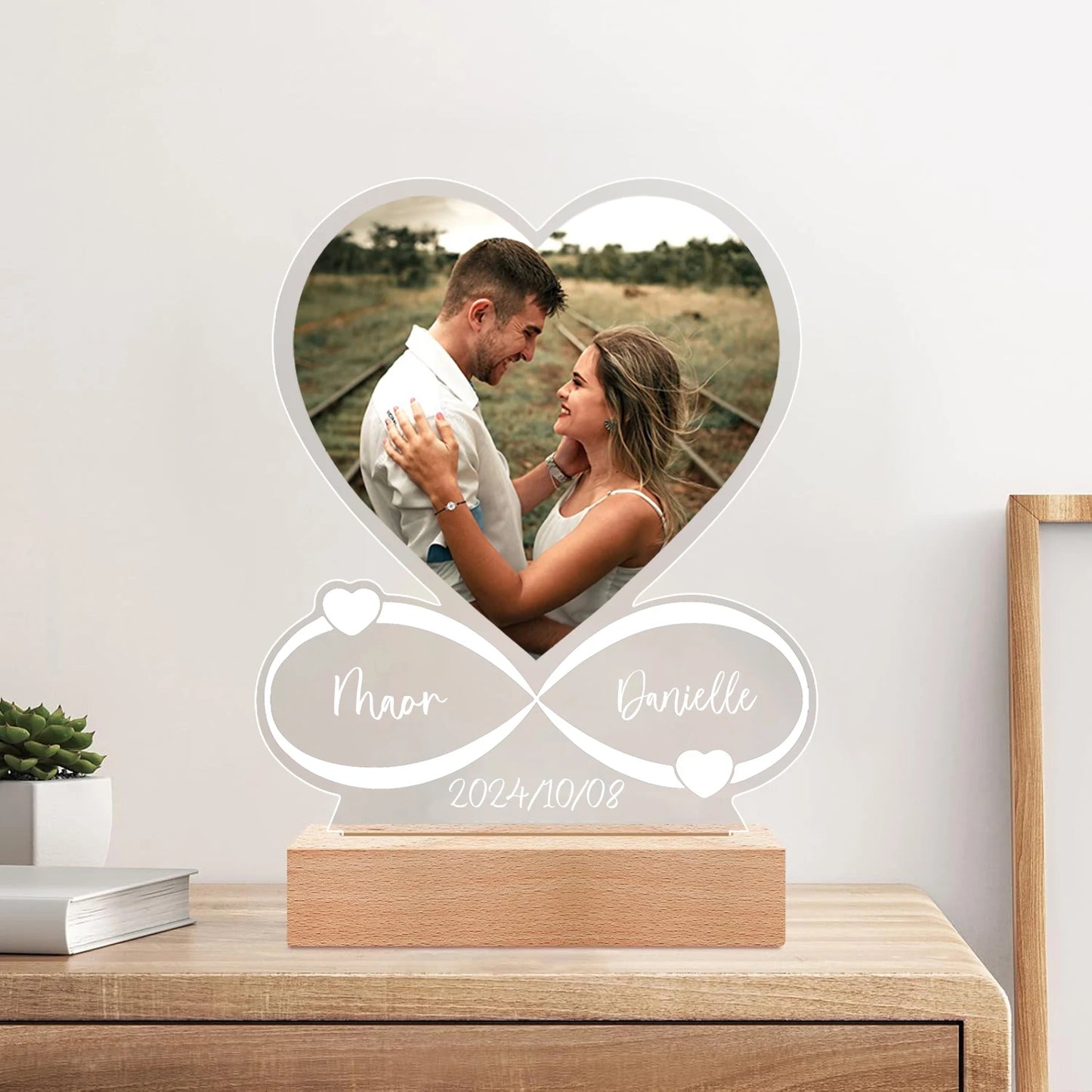 AurPersonal Love - A Customizable Lamp with Real Color Photo and Text